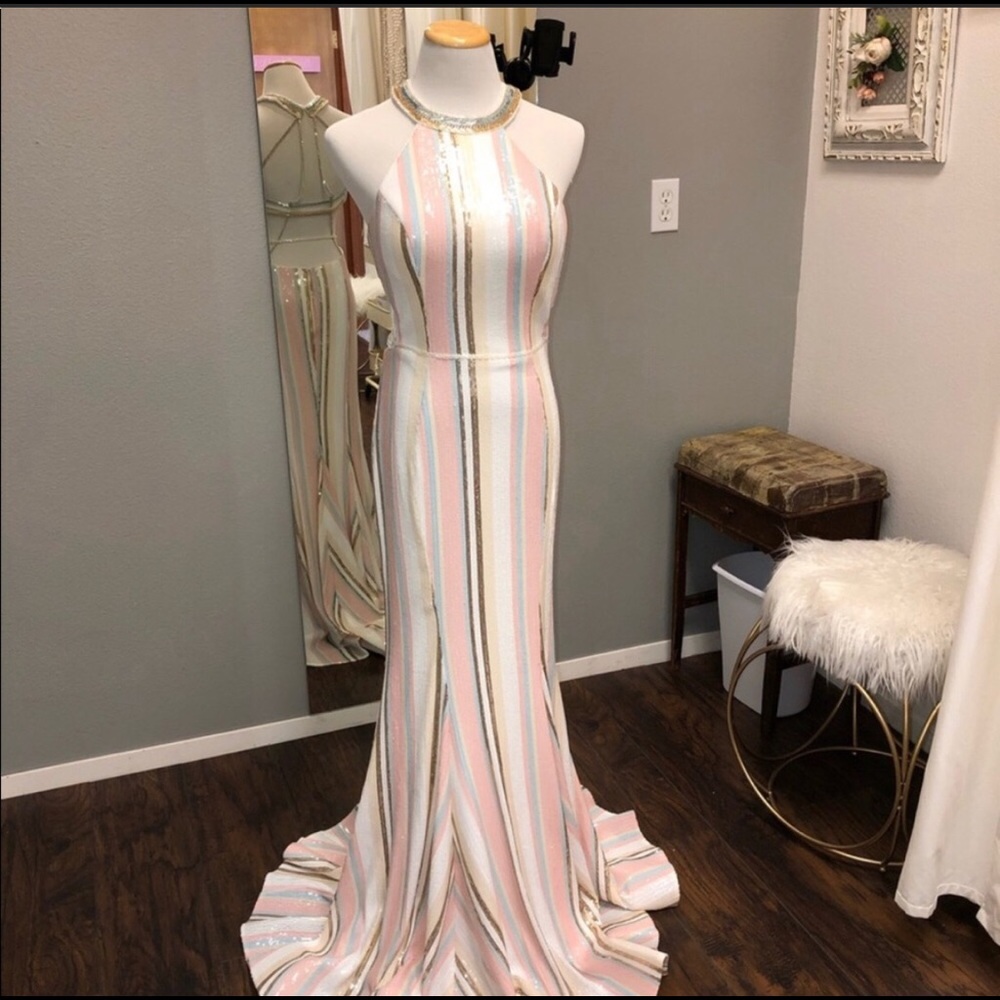 NWT Madison James gown